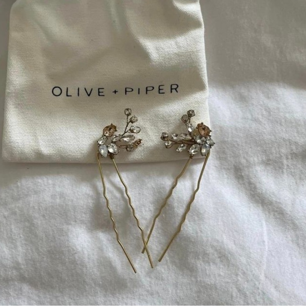 Olive & Piper Isra hair pins (ox gold)